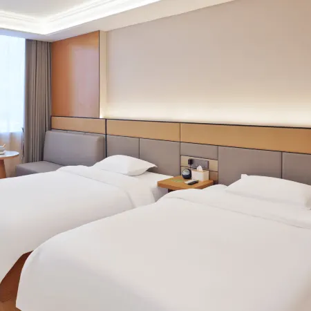 Huyue·English Hotel (Shizhong Park Branch)
