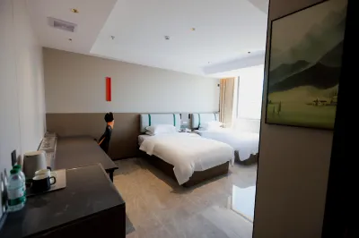 昭蘇添悅酒店 Hotels near Shengyou Temple