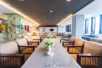 โรงแรมอาวิค - พร้อมอาหารเช้า