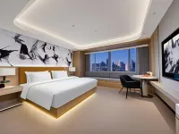 Jinjiang Xinyu Hotel (Wanyehui Commercial Plaza Quanzhou South Station Branch) Hotels near Long Mountain Temple