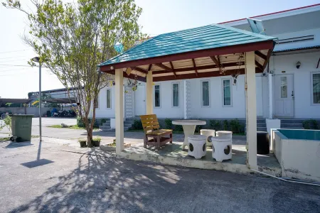 Sanipa Resort Rayong Отели рядом с Аэропорт Утапао