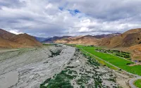 Baiyulan Hotel (Everest Town Branch) - Mountain View