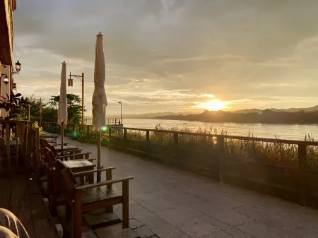 Huenyaibuppa Отели в г. Чианг Кхан