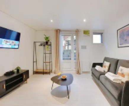 寬敞公寓-兩卧室四人-克雷姆林比塞特