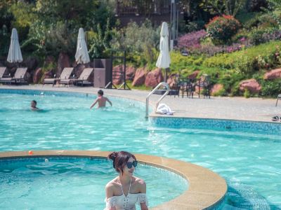 Paradise Hot Spring Hotel