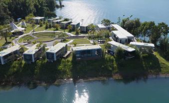 WanLv Lake XinleQinggu Homestay