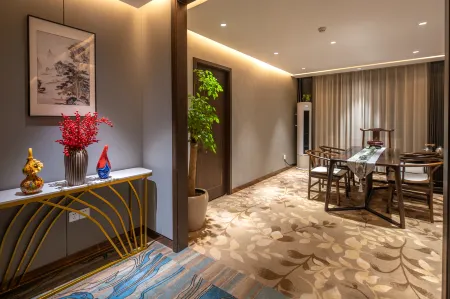 Wanshanhong Hotel Отели рядом с достопримечательностью «Yuzhou Forest Botanical Garden»