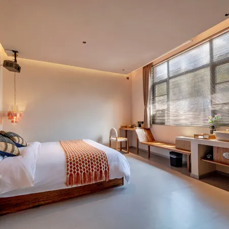 Yulin Homestay (Sanqingshan Tourist Highway)