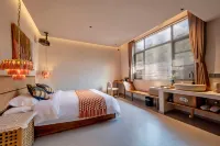 Yulin Homestay (Sanqingshan Tourist Highway)