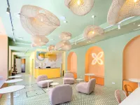 Boavista 83 Hostel Lisbon Hotels near Estrela Garden
