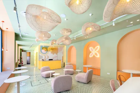 Boavista 83 Hostel Lisbon Отели рядом со станцией Cais Do Sodre