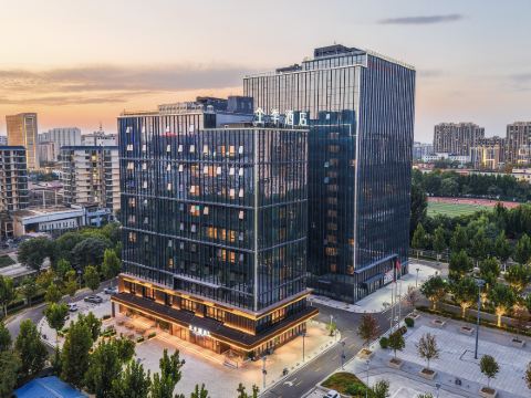 全季酒店（廊坊北華航天工業學院店）