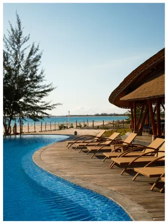 Tanoma Sumba Beach Resort Отели в г. East Sumba Regency