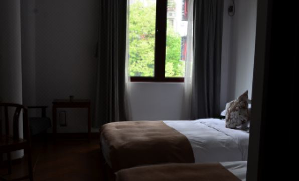 Riverside Inn Hangzhou(East Gongchen Bridge Metro Station)