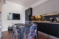 L&K Prestige House With Parking - Sant'Orsola - New