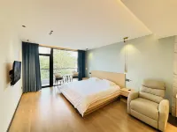 Mogan Mountain Mid Flower Garden Resort Bungalow - مسبح غير متناهي