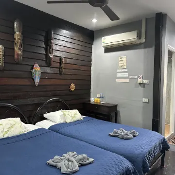 K Guesthouse Adults Only