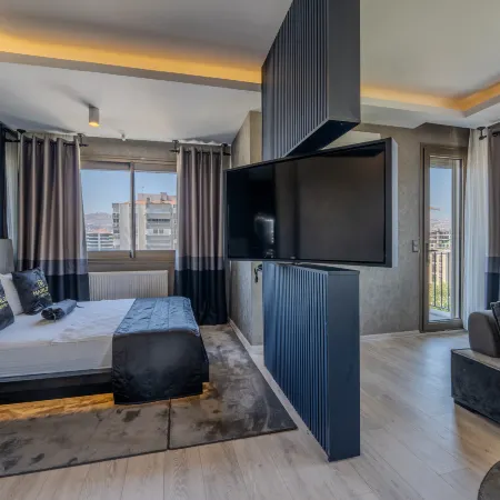 Marlen Hotel Bayraklı Отели рядом с достопримечательностью «Гавань»