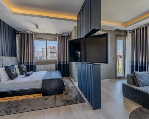 Marlen Hotel Bayraklı Hotels near Bornova Forum
