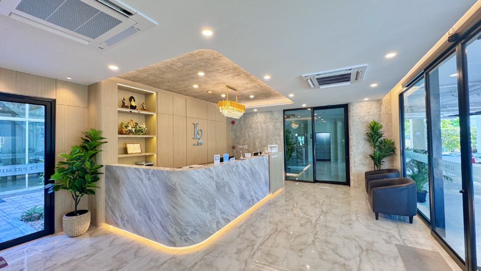 L2 Premium Hotel