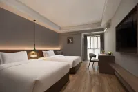 Yibo Apartment Hotel (Changsha Songya Lake Wuyue Plaza)