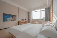 LiXiangJiaHotel - New