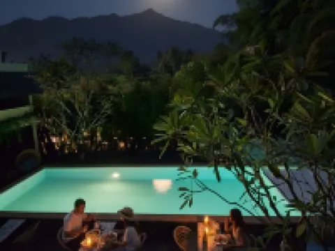 Cool Downs Resort Hotels in Mae Rim