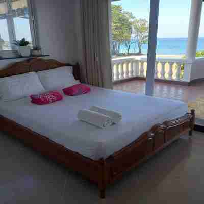 Seven Waves Beachfront la Union Rooms