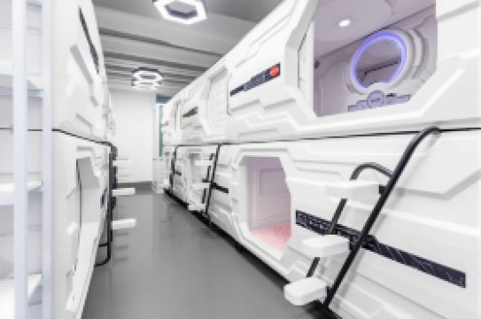 Xiaoniao Qingzhu Capsule Hotel