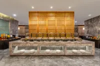 Asia Europe Hotel (Lan Da Er Yuan Branch, Xiguan Metro Station)