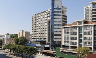 Yunman Hotel (Shantou The Mixc Longyan South Road Food Street)