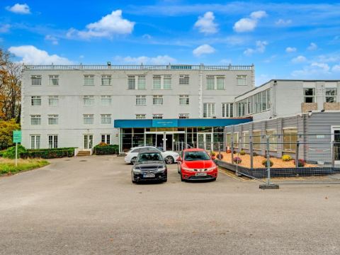 Manchester Airport Stanley Hotel by Belvilla