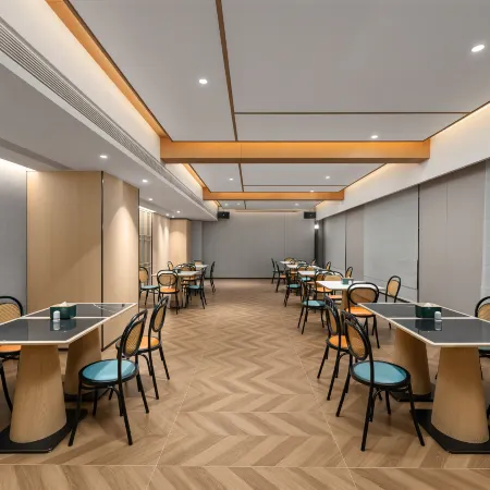 Seong nam Hotel ( Xiangyang Gucheng Branch)