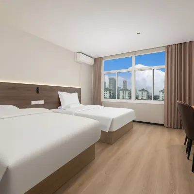 Huzhou Xinhui Hotel Hotels near Huzhou Railway Station
