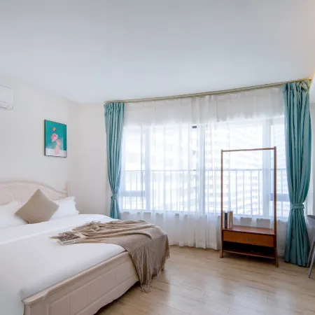 Chaohai Holiday Apartment
