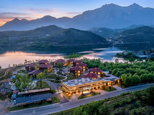 Yunju Hot Spring Resort Hotel (Tai'an Fengchan Ceremony Fantawild Branch)
