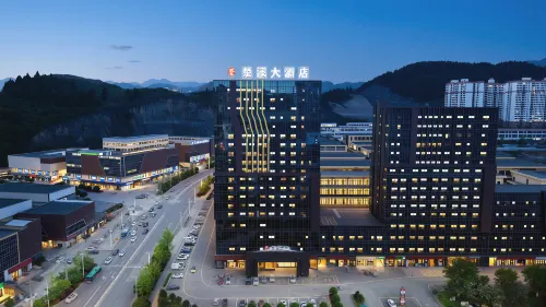 CHUXI  GRAND  HOTEL - 4-Star