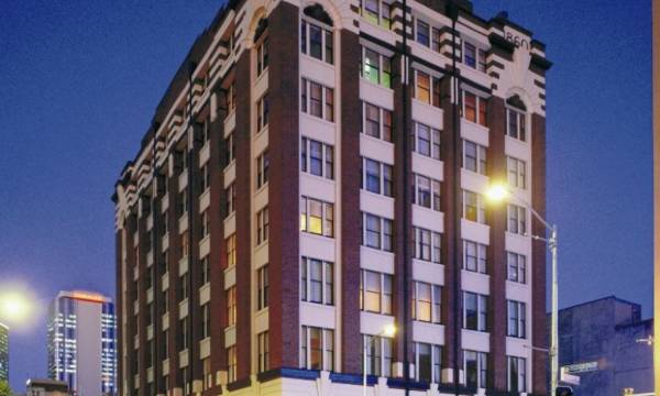 Royal Albert Hotel