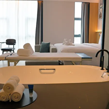 Four Points by Sheraton Guiyang Shilihetan