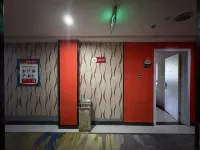 亞信電競飯店（吉首站店）