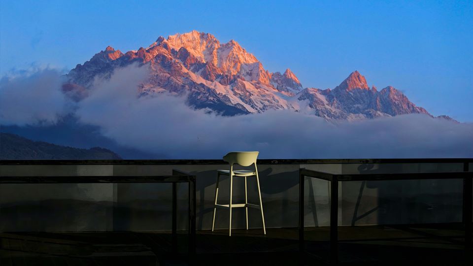 Hexi Snow Mountain View Hotel - Lijiang Ancient Town