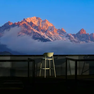 Hexi Snow Mountain View Hotel - Lijiang Ancient Town Hotels near Heilongtan Park