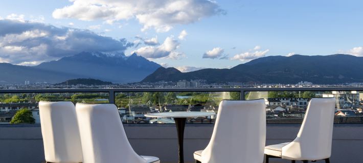 Amey Hotel (Lijiang High-Speed ​​Railway Station) โรงแรมในหยูหลง