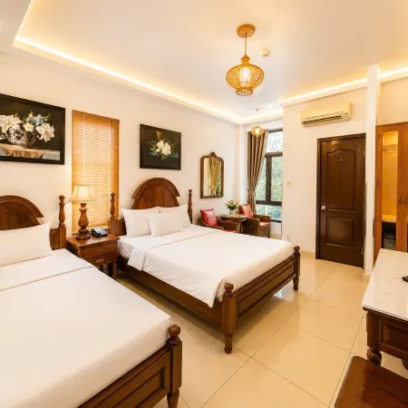 HALO BOUTIQUE BEN THANH HOTEL Отели рядом с достопримечательностью «Дворец Воссоединения»