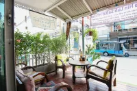 Hua Hin Lub Sabai - Hostels