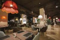 M Hotels at Porto Marina - Pools
