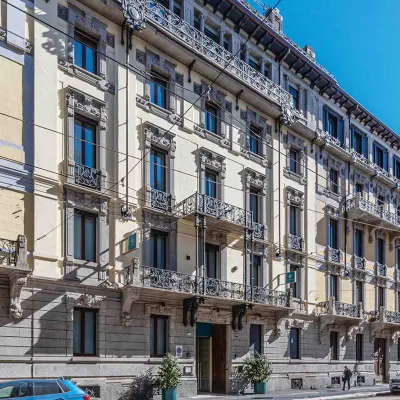 Ariosto Living Hotels near دومو