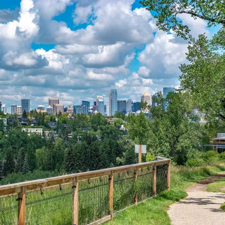 Metta Stays Edgemont in Calgary