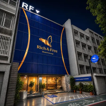 Rich & Free Hotel - Zhongshan Отели рядом с достопримечательностью «Торговый центр Syntrend»