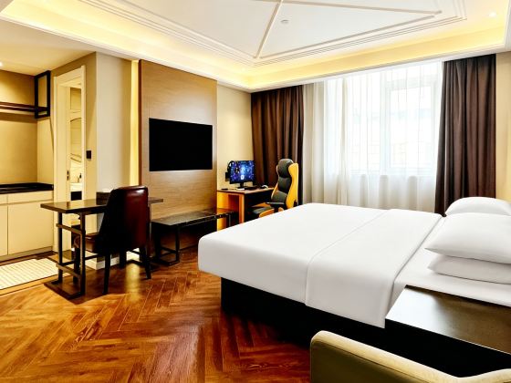 Jingfang E-Sports Hotel (Jiangning Binjiang Development Zone Ningwu Avenue)